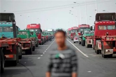 《中国卡车司机调查报告No.2》| 他雇·卡嫂·组织化-激流网