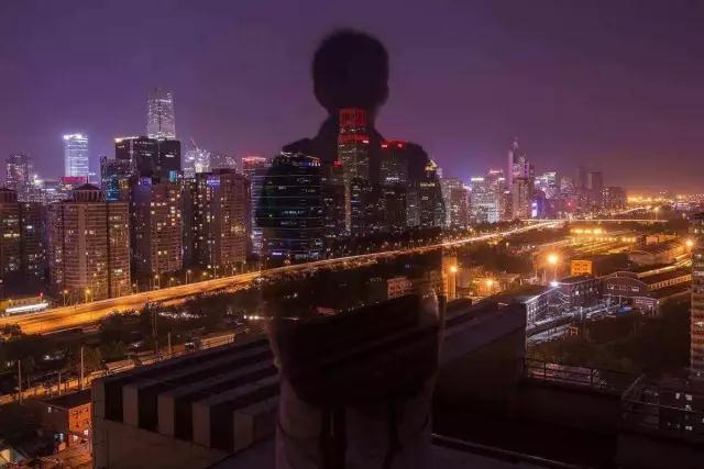 中国有1000万年轻人透支生命，但社会还在逼他们继续奋斗…-激流网