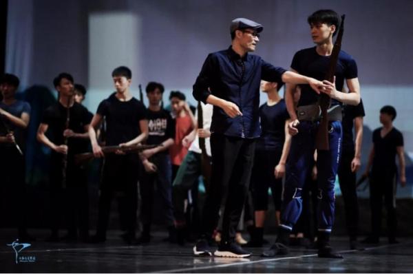 前奏一起，北京观众就在舞剧《闪闪的红星》里找到共鸣-激流网